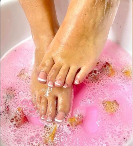 Deeniquegh pedicure portfolio shot